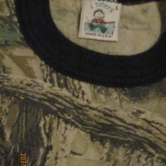 LOT OF SIZE LARGE 6-7 CAMOFLAUGE HOODIE AND TEE - Picture 6 of 6